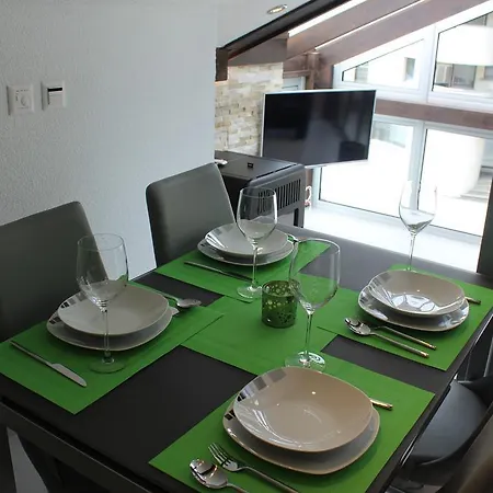 Haus Dorf 7 *