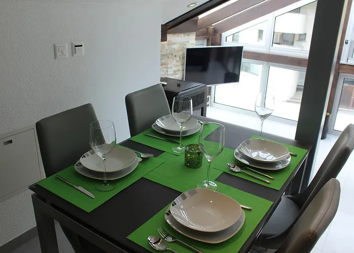 Haus Dorf 7 *