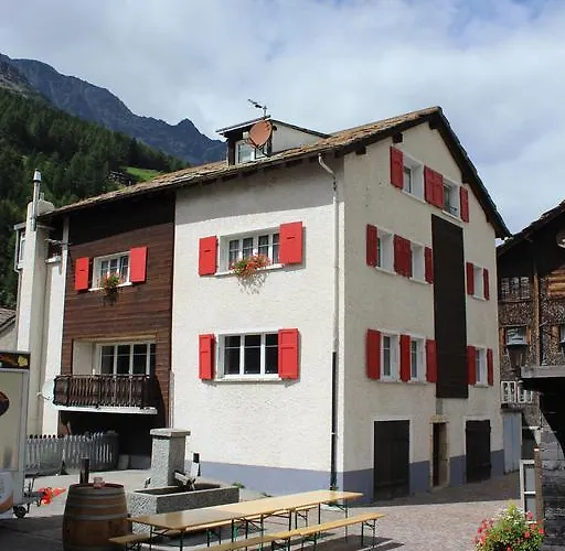 Haus Dorf 7 *