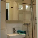 Haus Dorf 7 *